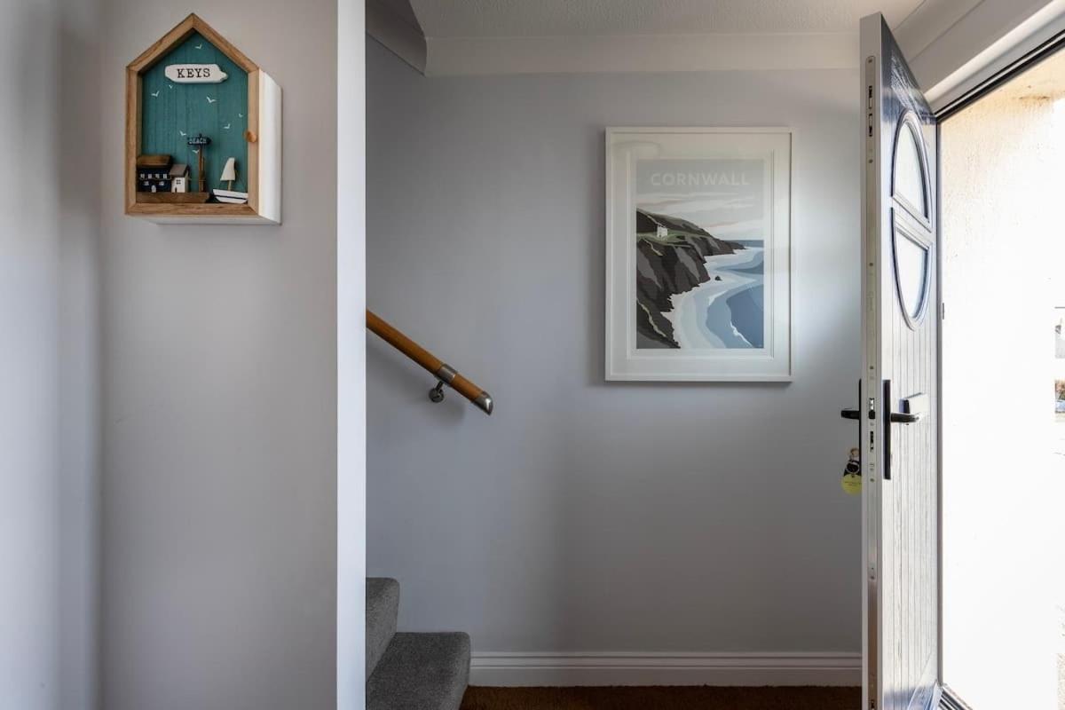 Villa Fabulous High Street Townhouse With Stunning Views & Parking At 'Eagles Nest' Falmouth Esterno foto