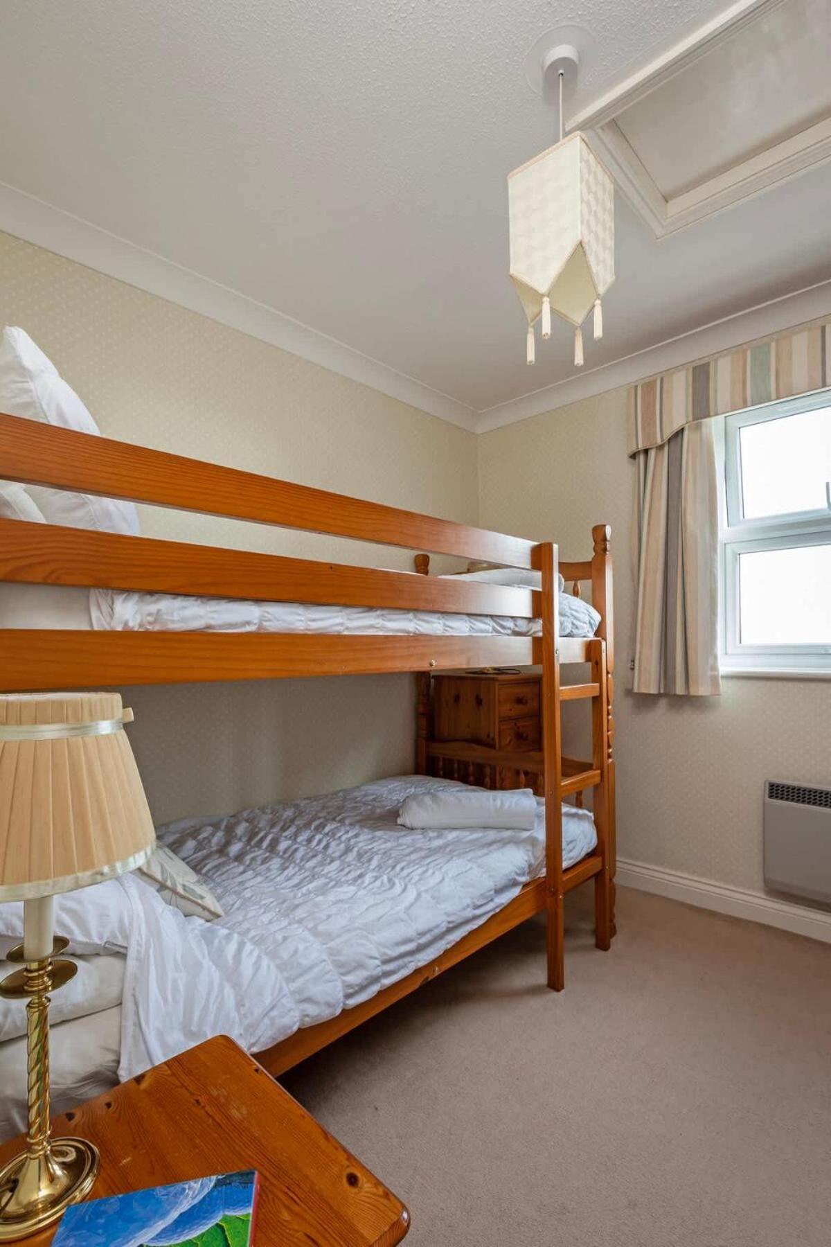 Villa Fabulous High Street Townhouse With Stunning Views & Parking At 'Eagles Nest' Falmouth Esterno foto